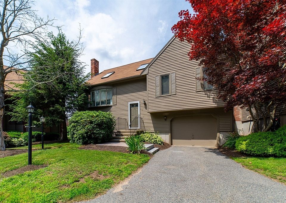 1st image of 76 Copperwood Dr Unit 76