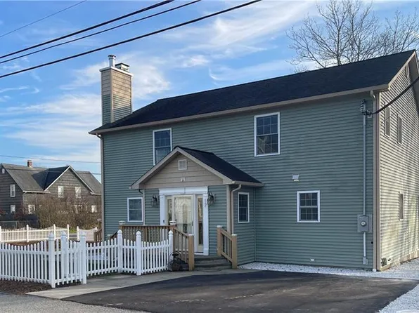 17 3rd St Extension, Plainfield, CT 06374