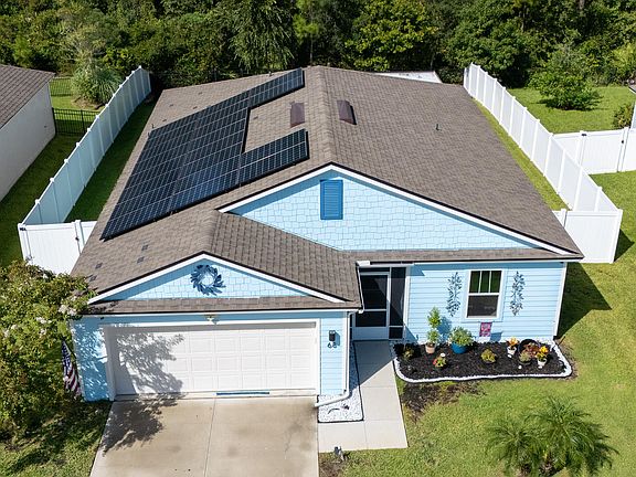 2nd image of 68 OAKLEAF Way