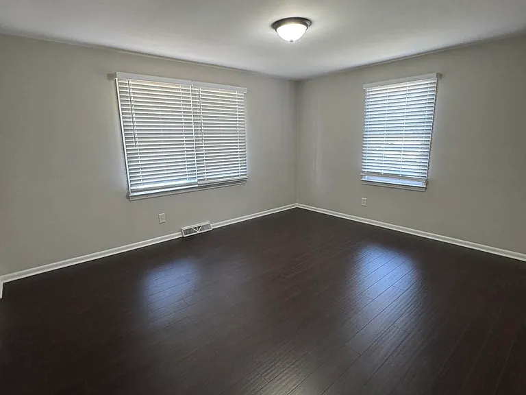 148 Westhaven St — Photo 5