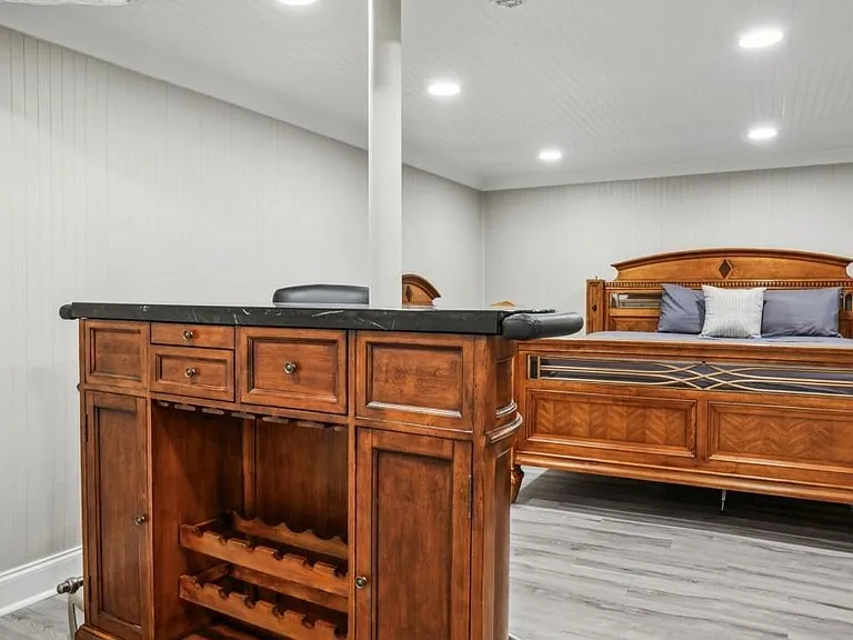 4379 Tree Haven Dr NE — Photo 18