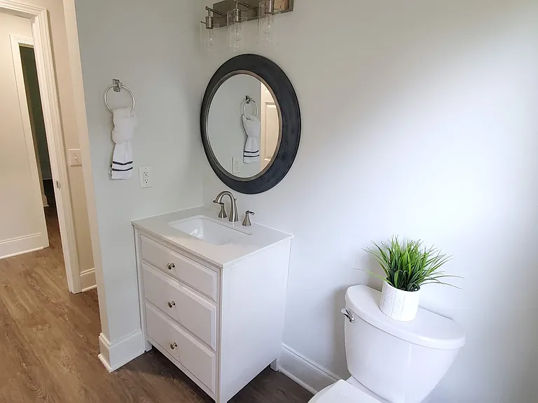 1512 Parkwood Ave — Photo 10