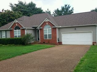 1800 Devon Dr, Spring Hill, TN 37174