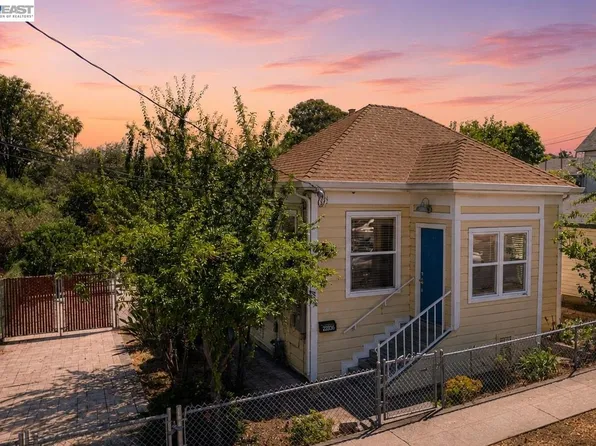 22836 High St, Hayward, CA 94541
