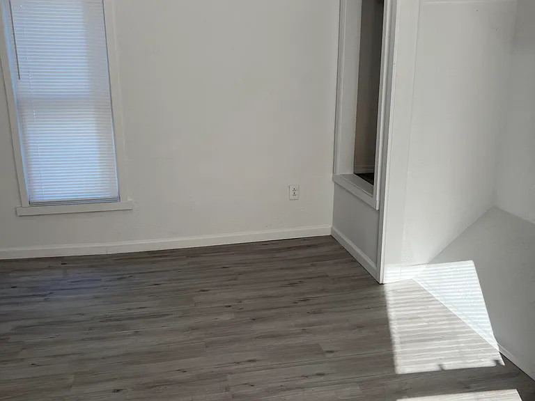 4813 E Manslick Rd #3 — Photo 2