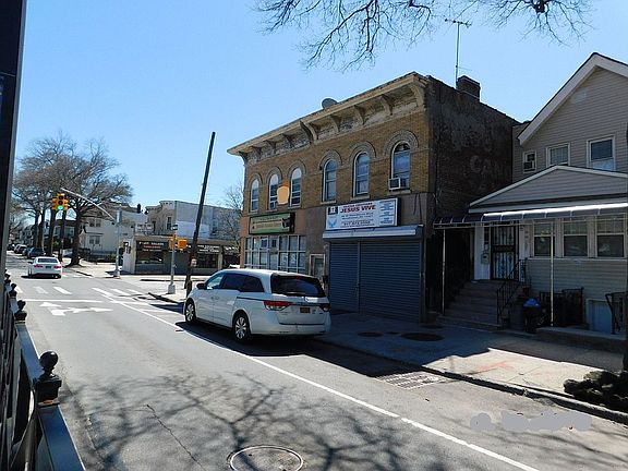 5th image of 8946 Woodhaven Blvd