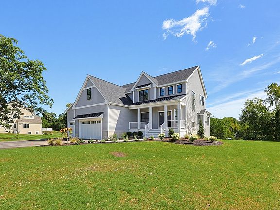3rd image of 4 Julia Ln