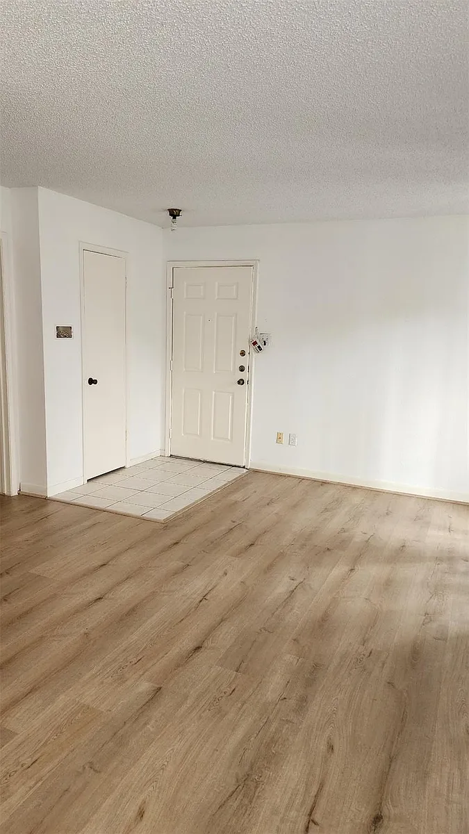 Building Photo - 2750 Holly Hall St #101