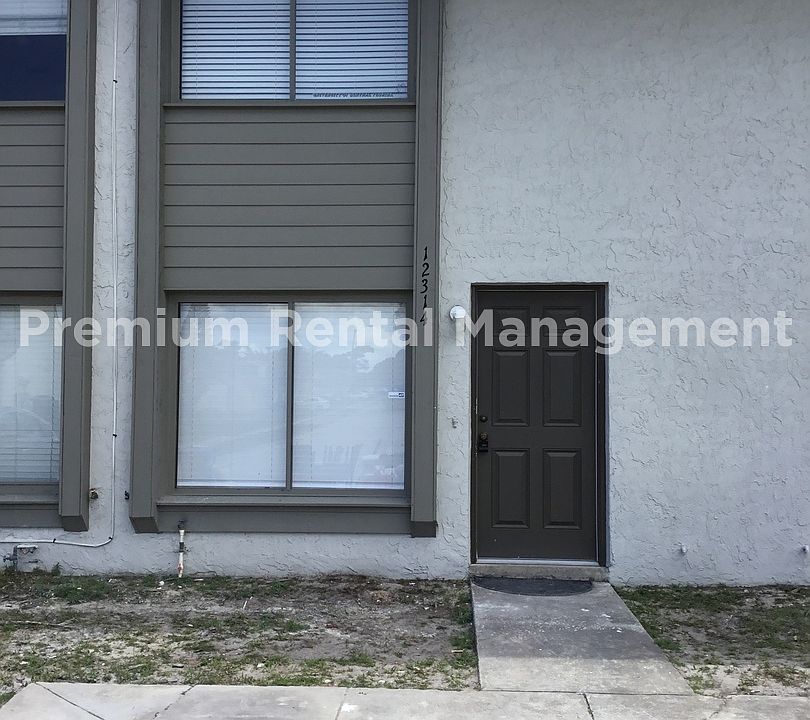 1st image of 12314 Fox Hound Ln