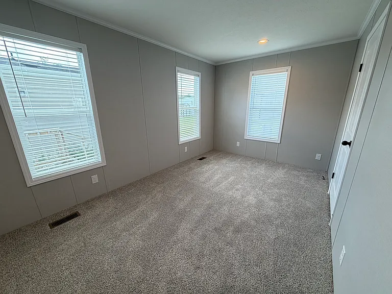 1350 Progress Way #112B — Photo 11