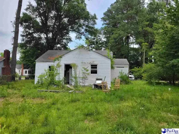 507 Oak St, Mullins, SC 29574