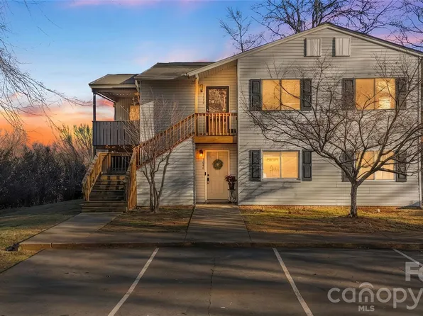 1646 Hunters Trl, Rock Hill, SC 29732