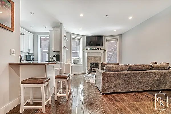 1st image of 606 W 113th St #42