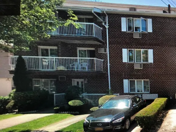 2628 E 26th St APT 1B, Brooklyn, NY 11235