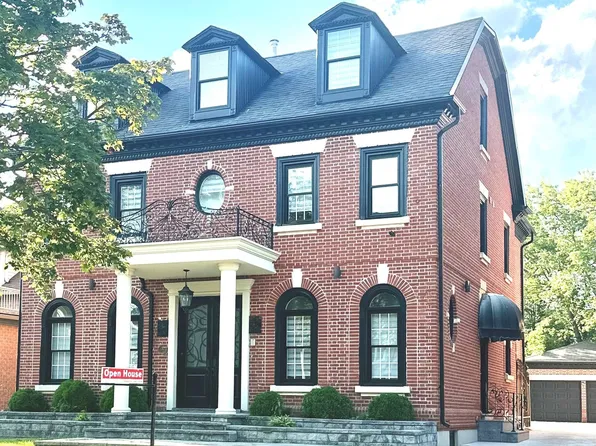42 Oatlands Cres, Richmond Hill, ON L4C 9P2