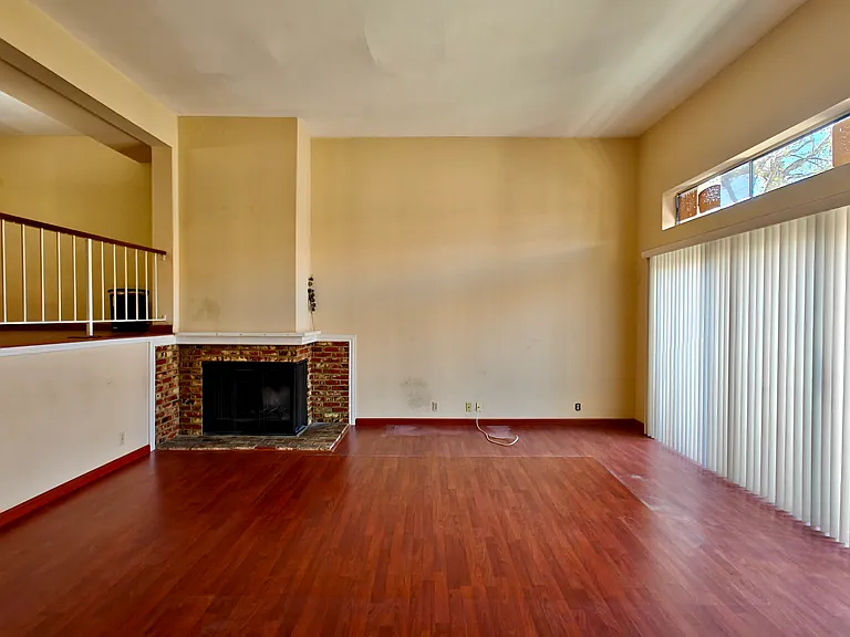 1834 S Marengo Ave #31 — Photo 1
