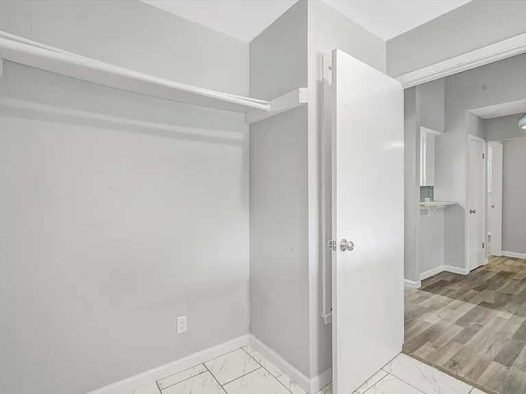 505 Old West Dr #B — Photo 19