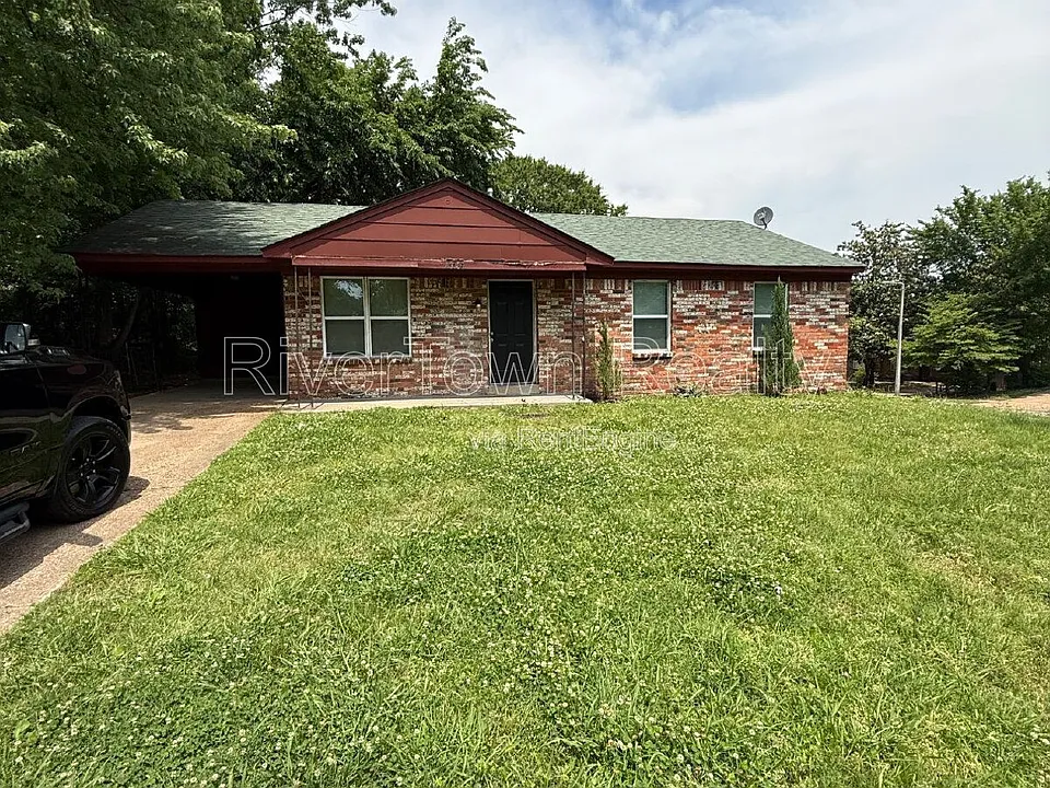 3386 Spring Water Cv