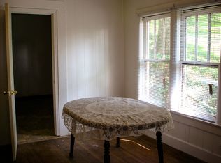 113 7th St, Ripley, WV 25271