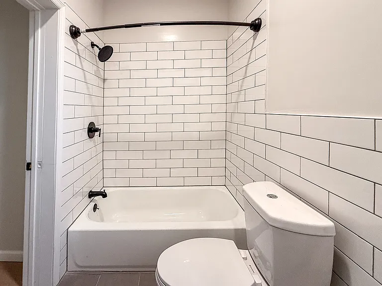 296 Wyoming Ave #2A — Photo 15