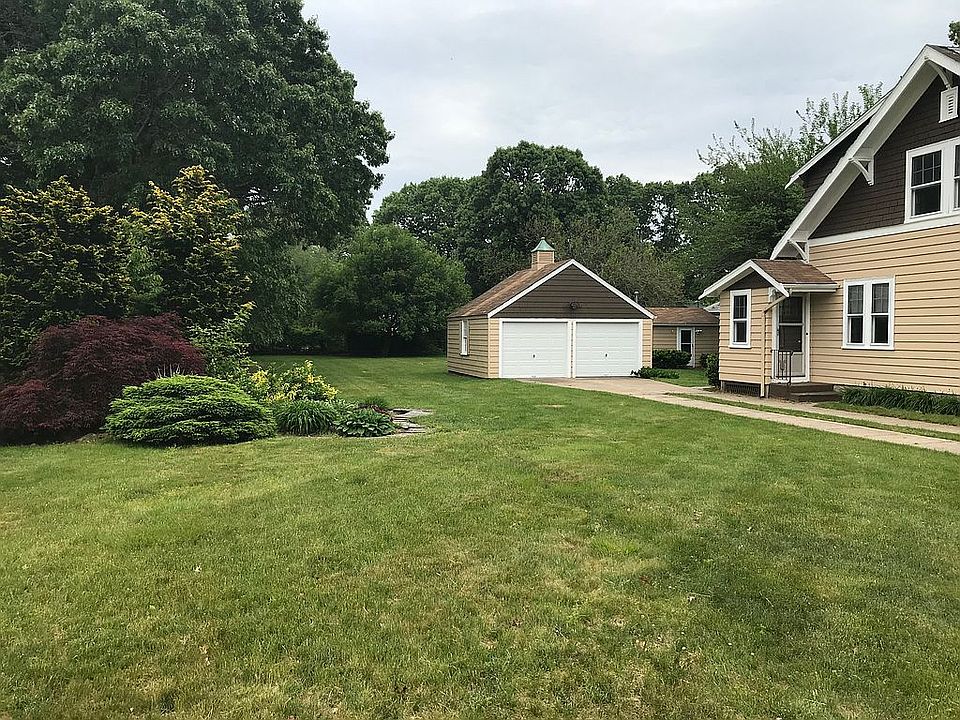 74 Aberdeen Ave, Warwick, RI 02888 Zillow