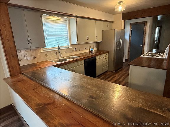 4th image of 316 Mockingbird Ln