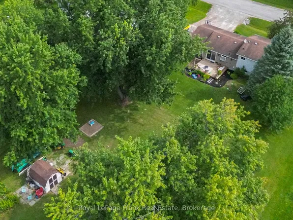 10 Chickadee Ct, Kawartha Lakes, ON K0M 2C0