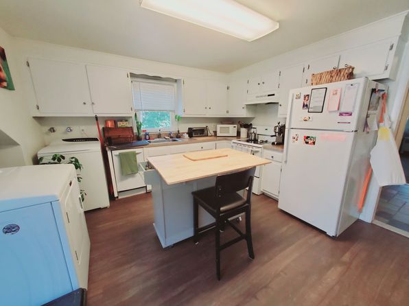 47 Whitmore Ln APT 3