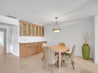 250 High Point Ct APT B, Boynton Beach, FL 33435