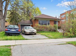 12 Invermay Ave, Toronto, ON M3H1Z2