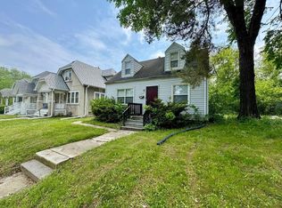3223 West Fairmount AVENUE, Milwaukee, WI 53209