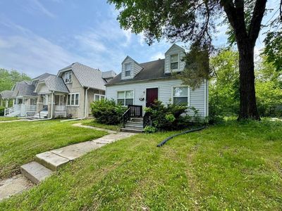 3223 West Fairmount AVENUE, Milwaukee, WI, 53209
