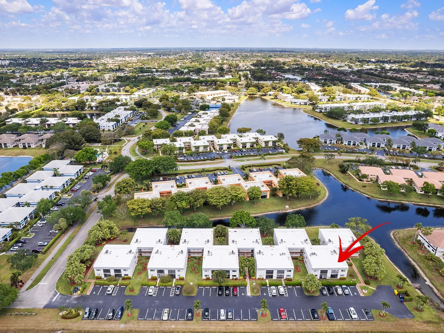 2 bed, 2.0 bath, 900 sqft, $2,000 — Photo 3