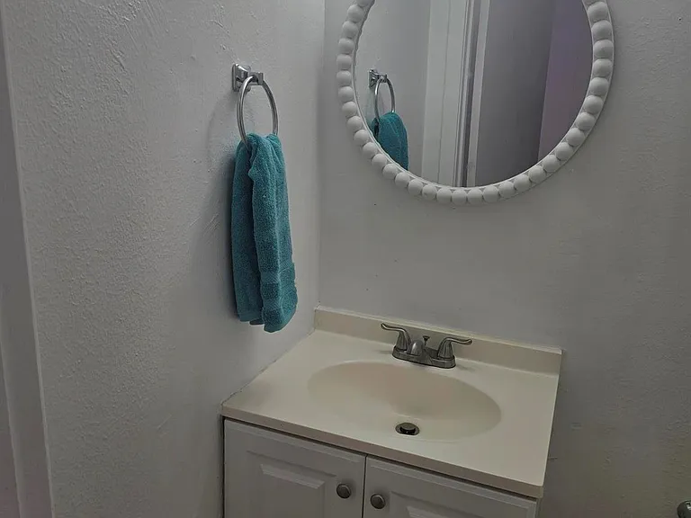 600 Hilliard St #2 — Photo 7