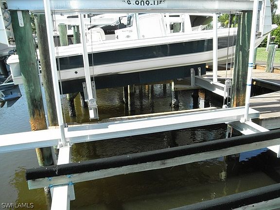 4th image of 4361 Bay Beach Ln #22