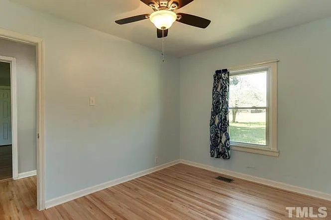 3409 Tryon Rd — Photo 6