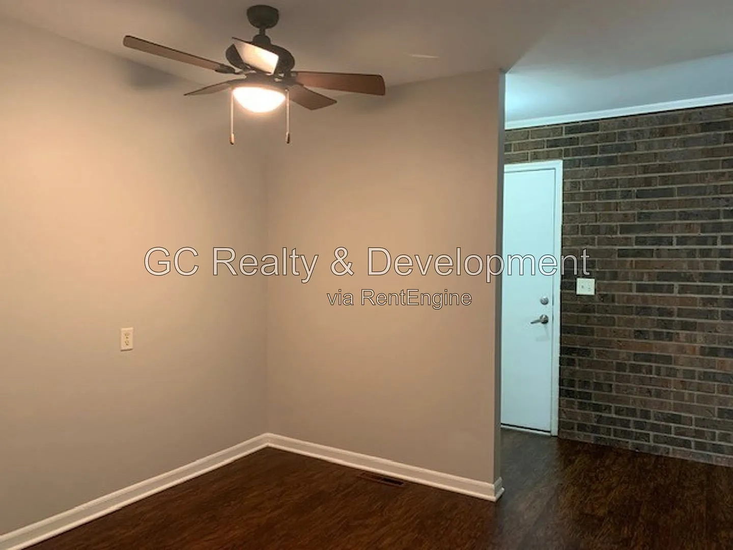 2 bed, 1.0 bath, 902 sqft, $1,675 — Photo 4