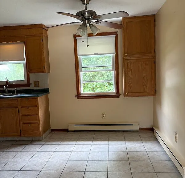 27 Gilbert Ln — Photo 3