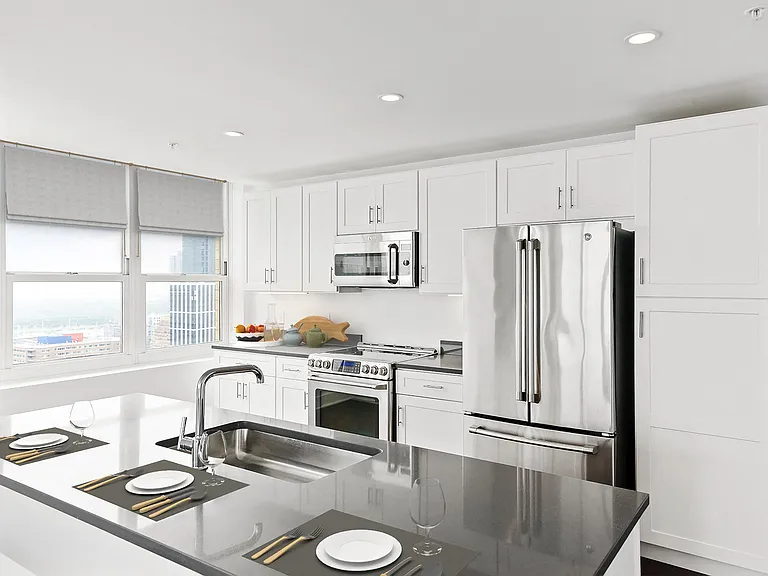 65 Bay Street Apartments — Photo 32