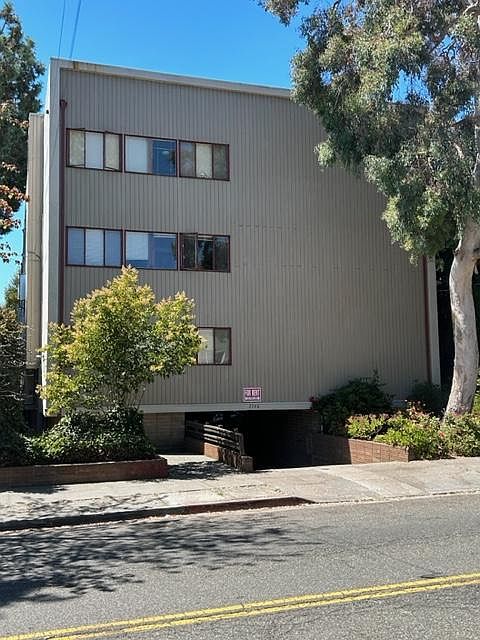 1st image of 2740 College Ave #205