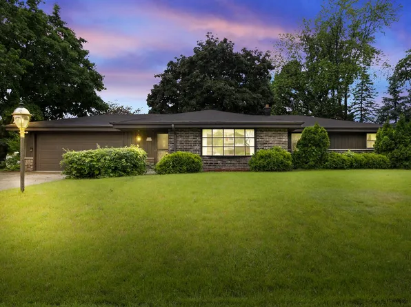 W132S6715 Fennimore LANE, Muskego, WI 53150