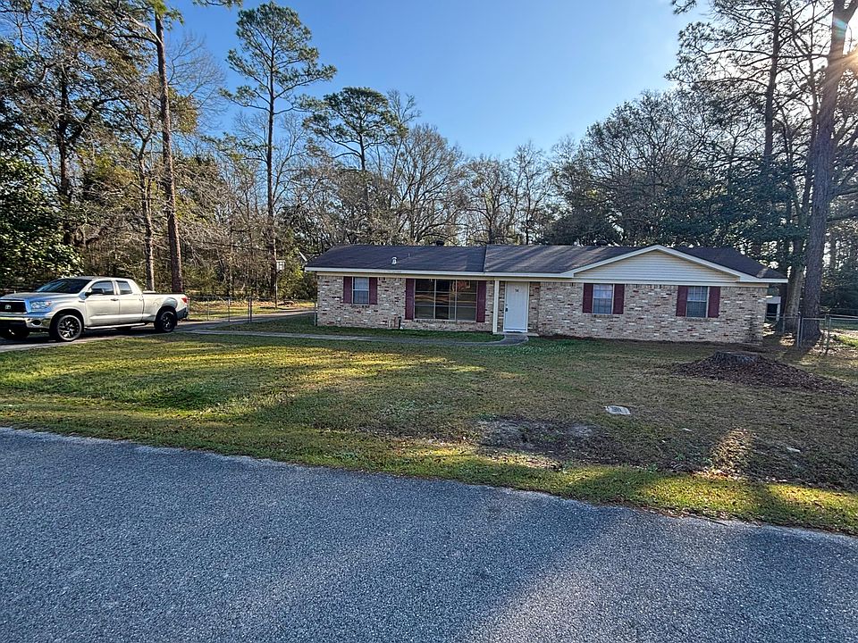 1st image of 14 Sara Forest Dr