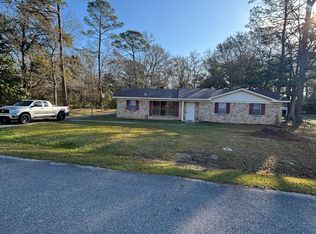 14 Sara Forest Dr, Saraland, AL 36571