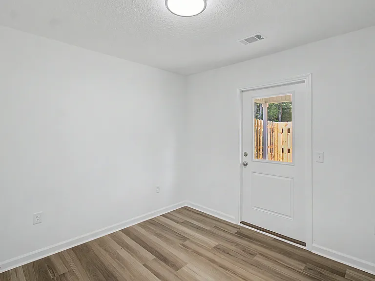 20 Frasier Ln SW #A — Photo 17