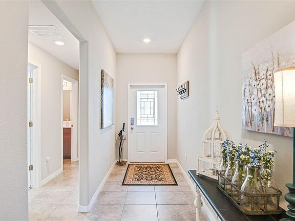 4th image of 39567 Dawson Chase Dr