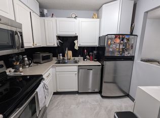 10 E Ontario St APT 2201, Chicago, IL 60611