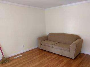 409 W Farmington Rd, Virginia Beach, VA 23454