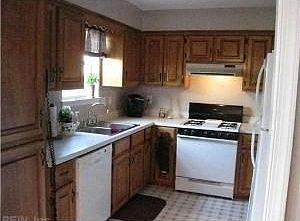5th image of 5508 Brittingham Ct
