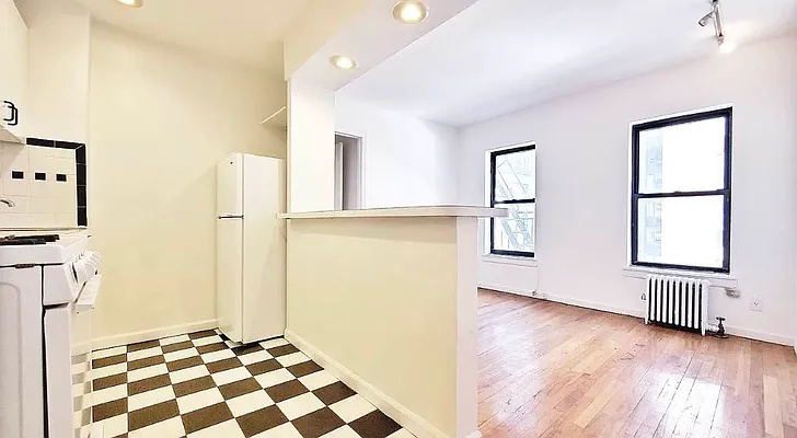 Rented by CitySites Real Estate Group | media 2