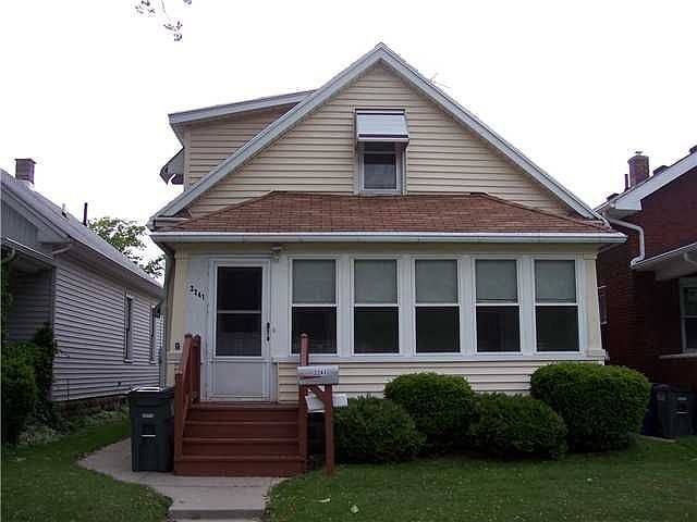 1st image of 2241 Woodford St